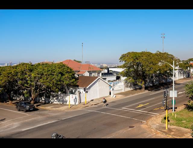 2 BEDROOM APARTMENT TO LET IN MORNINGSIDE